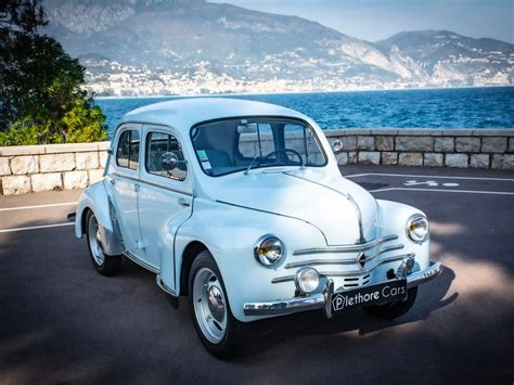 Renault 4CV modelio nuotrauka