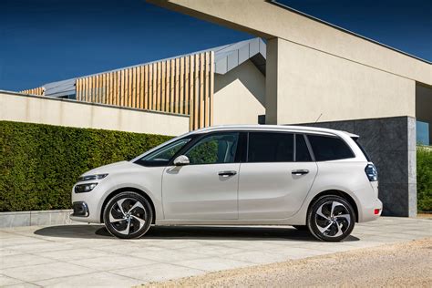 Citroën Grand C4 Picasso / SpaceTourer futuristinio dizaino elementai