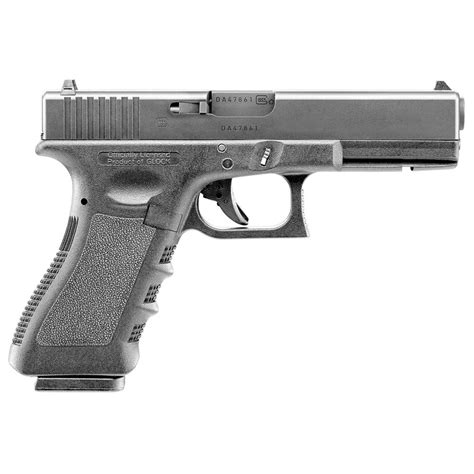 Tematinė nuotrauka su pistoletu Glock 17