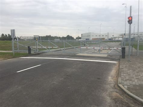 „Park Smart“ įvažiavimo į stovėjimo aikštelę su automatine užkarda