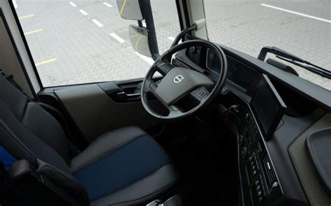 Volvo FL6 kabinos interjero išdėstymas