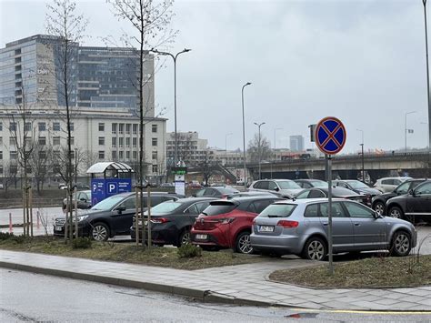 Automobilių statymo problema gyvenamajame rajone