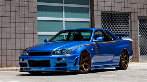 R34 Nissan Skyline GT-R interjeras su LCD daugiafunkciu ekranu