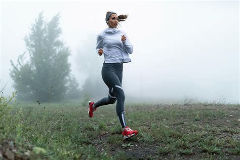 Nuotrauka: Žmogus sportuojantis, bėgiojantis
