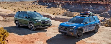 Naujojo Subaru Outback eksterjero nuotrauka, pabrėžianti tvirtą dizainą ir aukštą prošvaisą