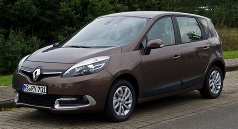Renault Scenic III salono interjero nuotrauka su atlenkiamais staleliais