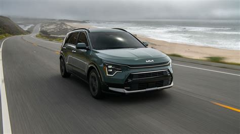 Kia Niro profilis, demonstruojantis aerodinamišką dizainą