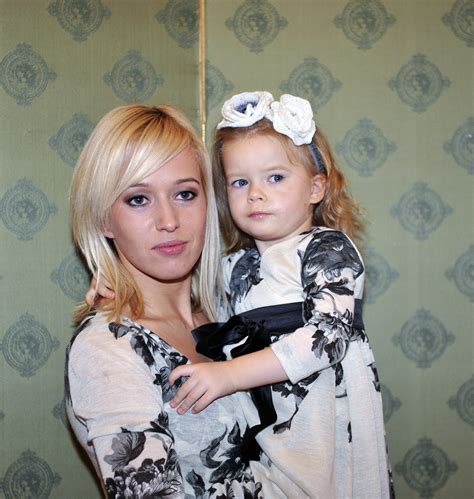 Tematinė nuotrauka: atlikėja Elena Puidokaitė (Atlanta)