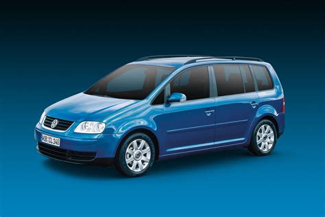 schema, vaizduojanti pagrindinius Volkswagen Touran elektroninius valdymo blokus ir jų sąsajas