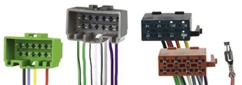 Volvo automagnetolos ISO jungties adapterio schema
