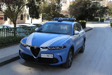 Italijos policijos automobilių nuotrauka