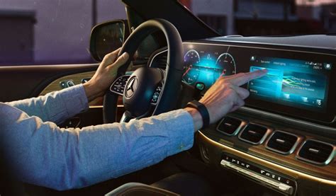 Suderinamumo lentelė su Mercedes-Benz W212 modeliais