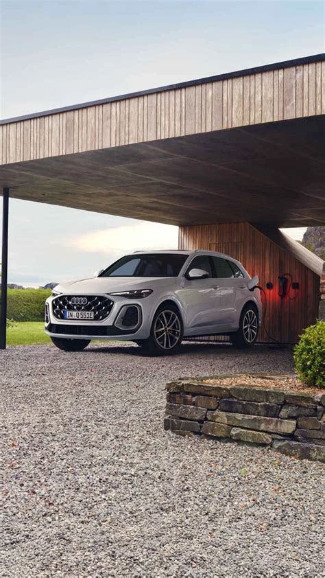 Audi Q5 visureigio bendras vaizdas