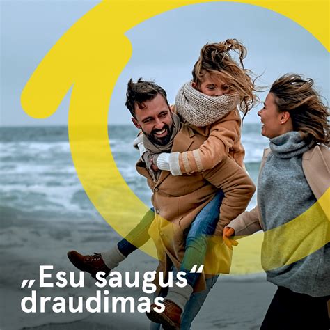 Tematinė nuotrauka su draudimo brokeriu ir klientu, aptariančiais draudimo sutartis