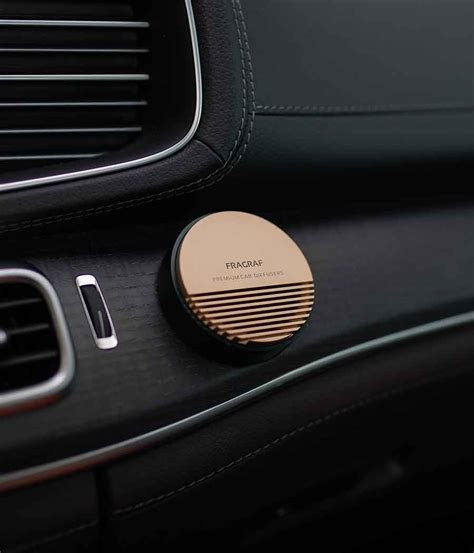 automobilio interjeras su difuzoriumi