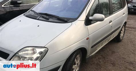 lentelė su Renault Scenic II modelių modifikacijomis ir jų galia