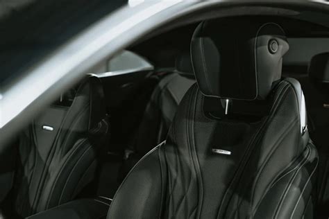 Volvo XC90 2007 m. interjeras su sėdynių ir prietaisų skydelio vaizdu