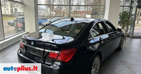 Teminė nuotrauka: BMW automobilis autoservise