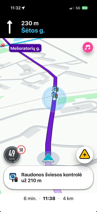 Waze navigacijos ikonos, perėjimas prie Spotify