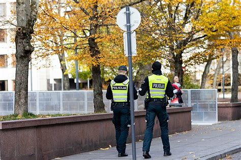 Nuotrauka su darbuotojų renginiu