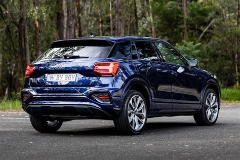 Audi Q2 interjero nuotrauka su prietaisų skydeliu