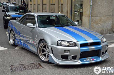 Nissan Skyline R34 vizualiai patraukli išvaizda ir aerodinaminės detalės