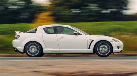 2JZ variklis sumontuotas lenktyniniame Mazda RX-8