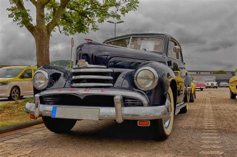 Istorinė Opel Kapitän modelio nuotrauka