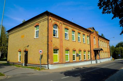 Vairavimo mokyklos pastatas Marijampolėje