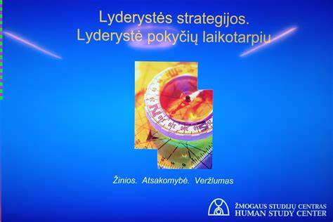 Infografika: pokyčių srautas organizacijoje (strategijos įgyvendinimo logika, vadovų atsakomybės, HR vaidmuo, KPI)