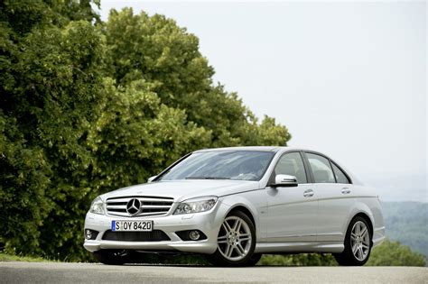 Mercedes-Benz W204 interjero nuotrauka