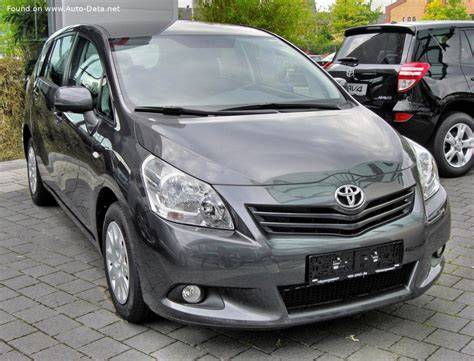 Toyota Verso 2.0 D‑4D priekinis vaizdas