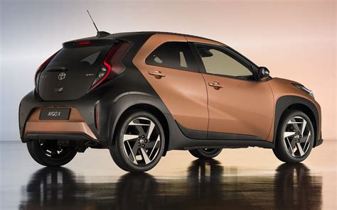 Toyota Aygo vizualizacija per visas kartas