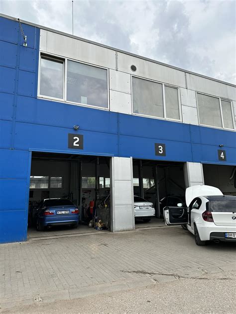 Teminė nuotrauka: modernizuojamas automobilių servisas