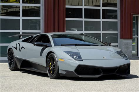 Nuotrauka su Lamborghini Murcielago LP 670-4 SuperVeloce interjeru