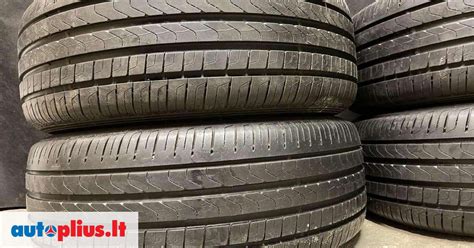 Įvairių dydžių ir tipų automobilių ratlankiai