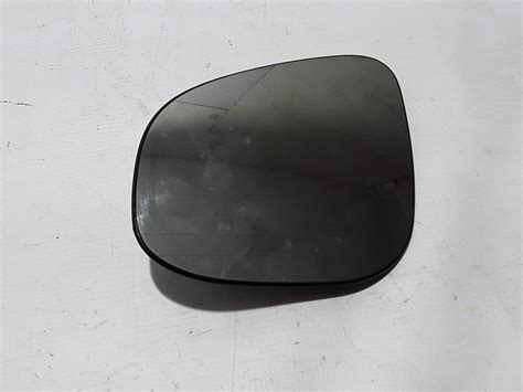 Veidrodelio dalies schemos nuoroda: veidrodėlio vieta ir tvirtinimas Renault Scenic