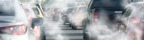 Infografika: numatomas sunkiasvorių transporto priemonių taršos mažinimas procentais (2030-2040)