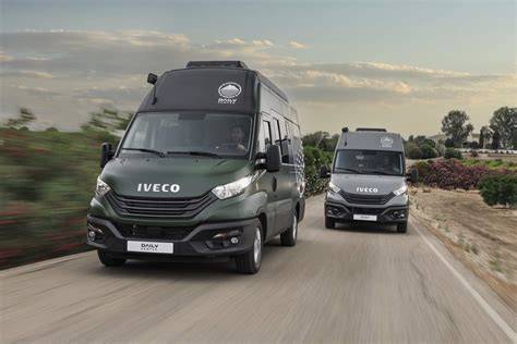 IVECO Daily interjeras su radijo vieta