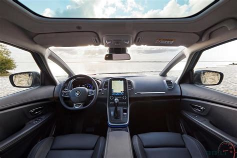Naujos kartos Renault Scenic ir Grand Scenic išorės dizainas