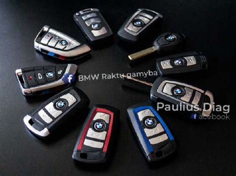 Įvairių BMW raktų pavyzdžiai