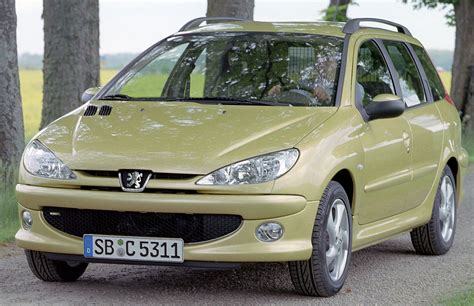 Teminis Peugeot 206 nuotrauka mieste
