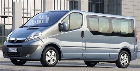 Opel Vivaro pirmosios kartos modelio nuotrauka