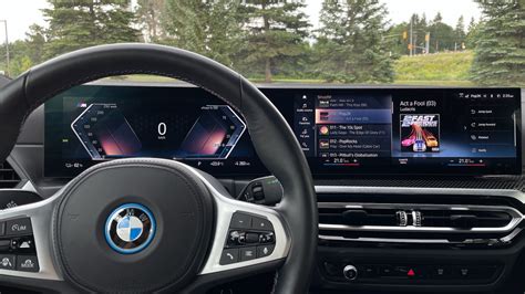 BMW iDrive kartų palyginimo lentelė