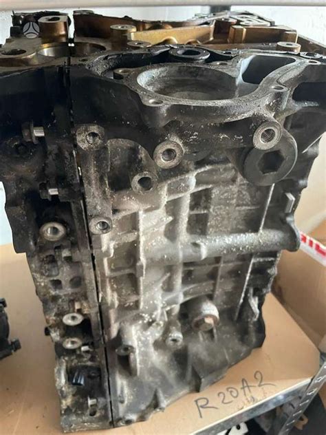 Honda CR-V pirmosios kartos B20 variklio schema
