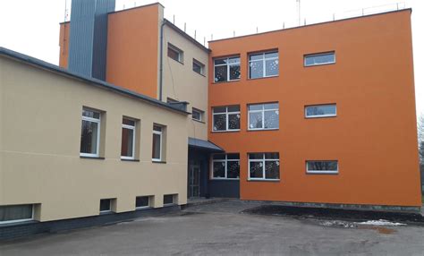 Vairavimo mokyklos pastato fasadas