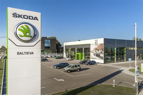 Škoda automobilių modelių ekspozicija salone