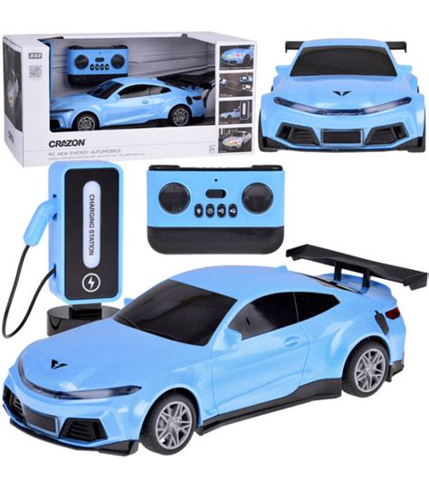 Apvogtas automobilis su pažeistais žibintais