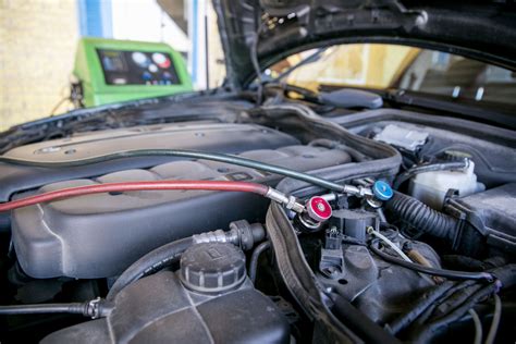 automobilio oro kondicionieriaus sistemos diagnostika