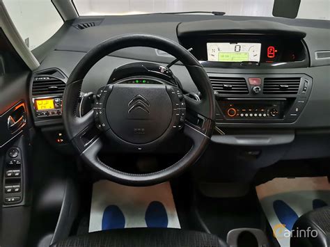 Citroen C4 Picasso interjero nuotrauka su sulankstomomis sėdynėmis